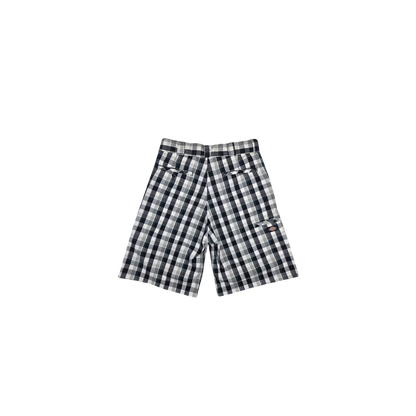 Short Dickies à carreaux noir et blanc