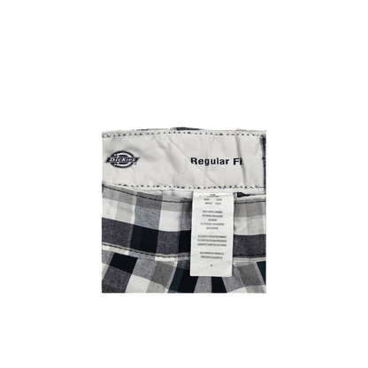 Short Dickies à carreaux noir et blanc