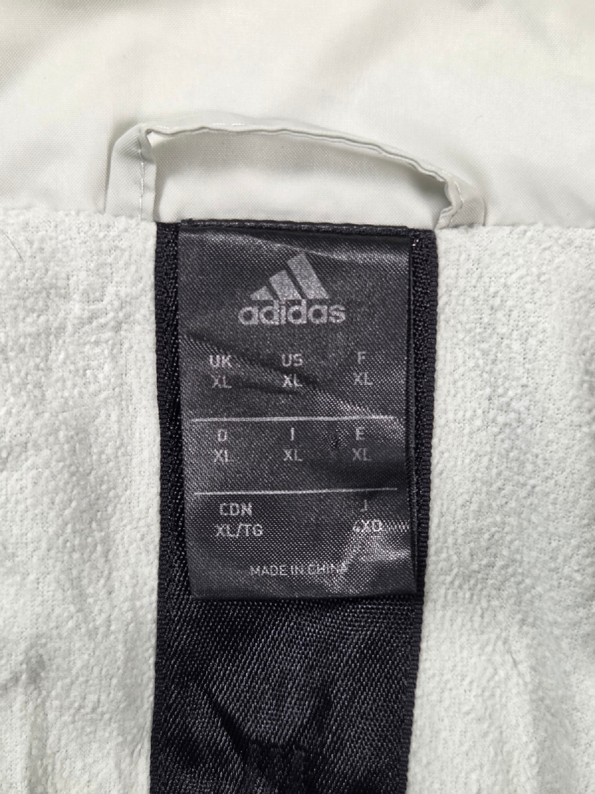 Veste Adidas — Taille XL
