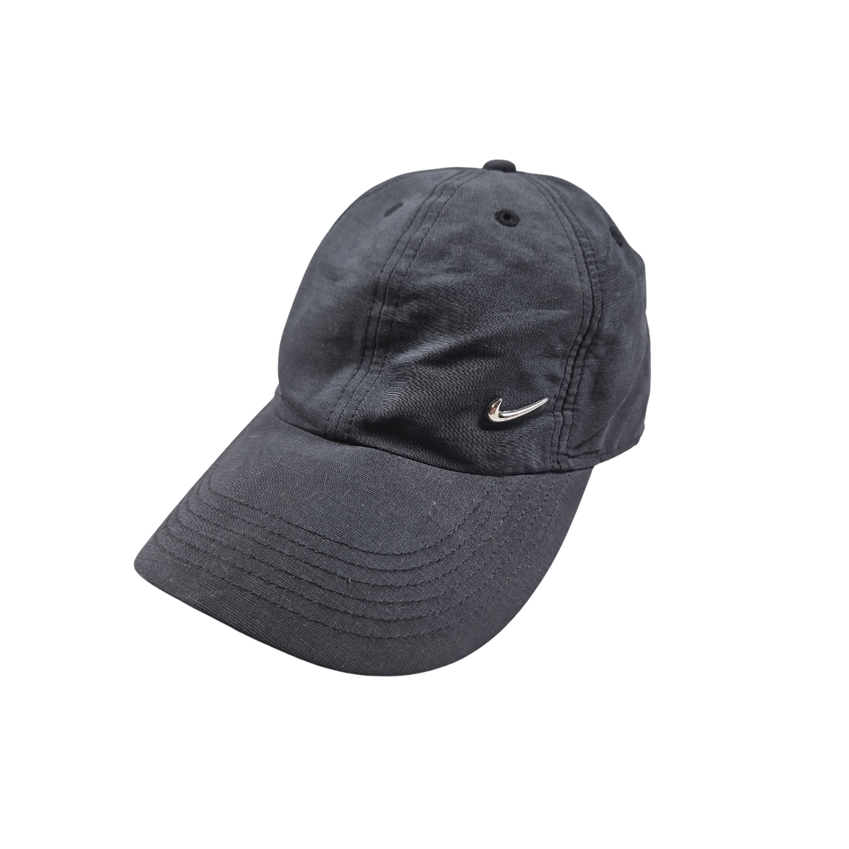 Casquette Nike noire swoosh argenté