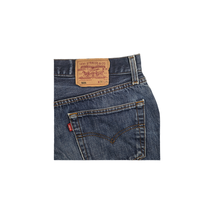 Short Levi's 501 bleu délavé effiloché