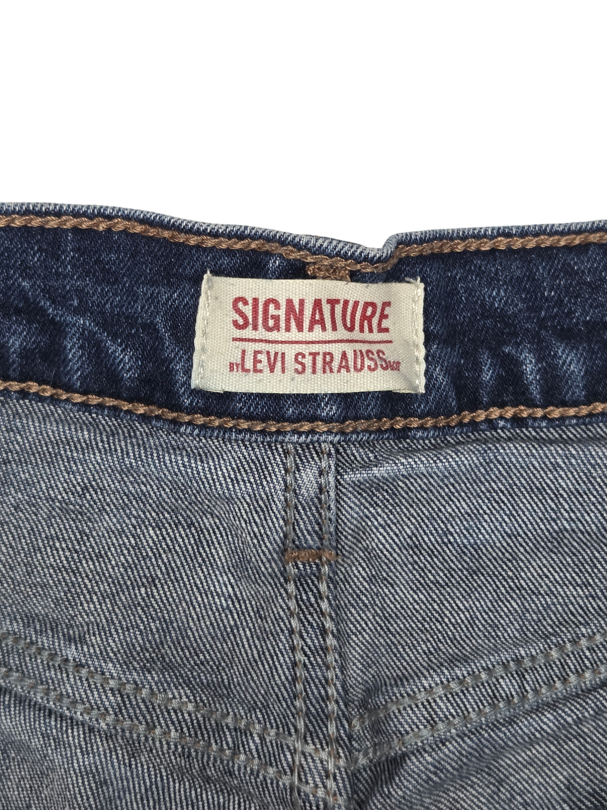 Short Signature by Levi's